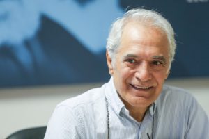 بیوگرافی و رزومه محمود کلاری